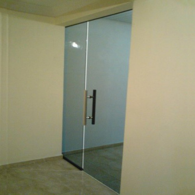 Instalação de Porta de Vidro Blindex Capivari - Porta de Vidro Nazaré Paulista