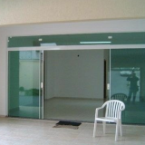 janela basculante de vidro para sala Araras